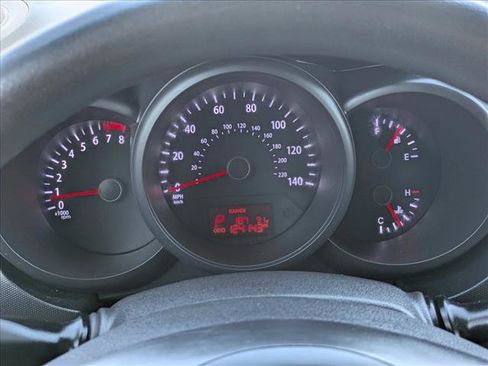 Used 2012 Kia Soul FWD image 11