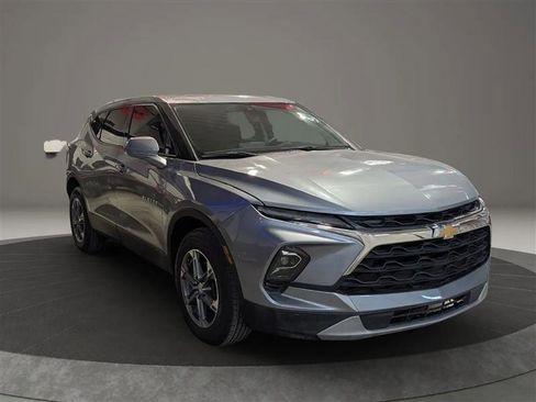 Used 2023 Chevrolet Blazer LT image 7