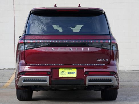 Used 2025 INFINITI QX80 Sensory w/ Exterior Package AWD/4WD image 11