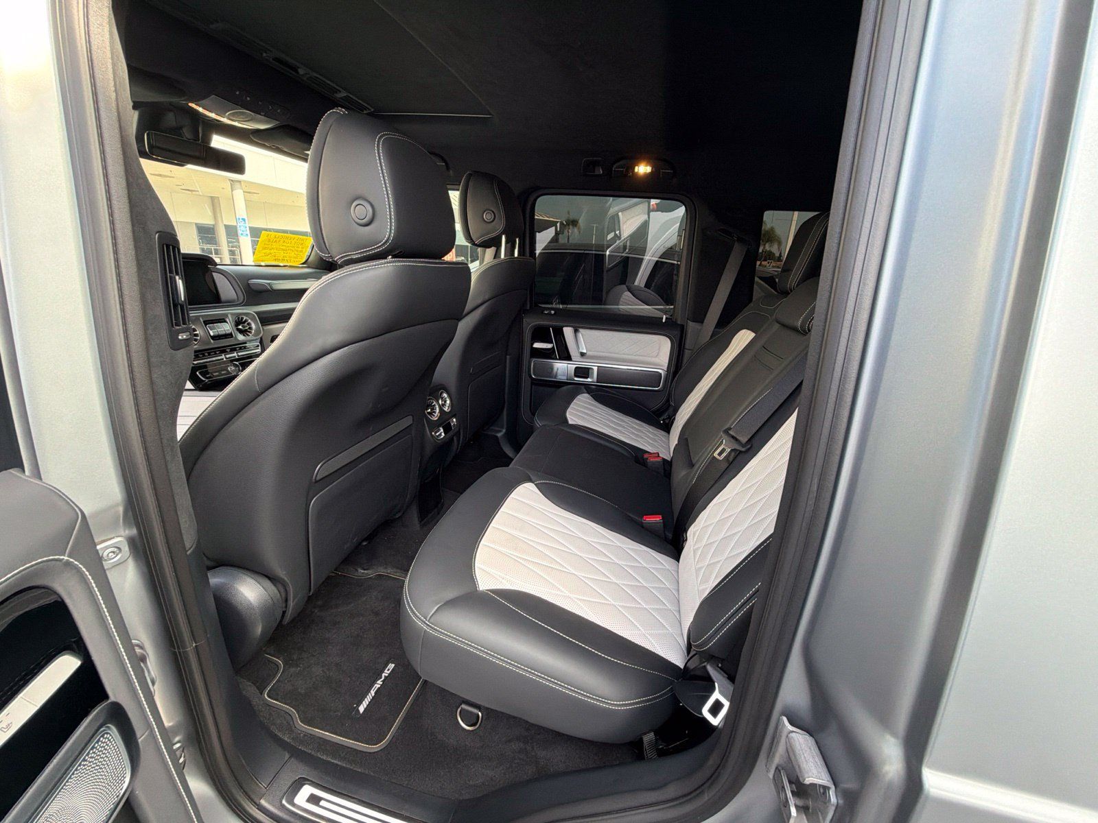 Used 2023 Mercedes-Benz G 550 image 13