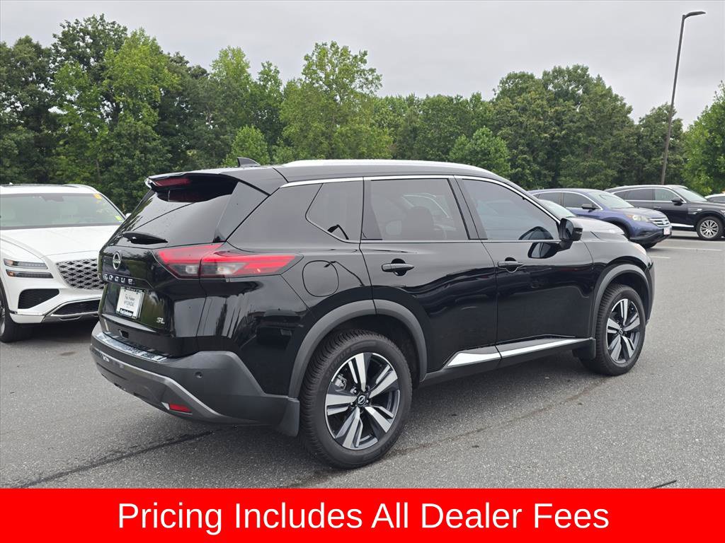Used 2023 Nissan Rogue SL FWD image 3