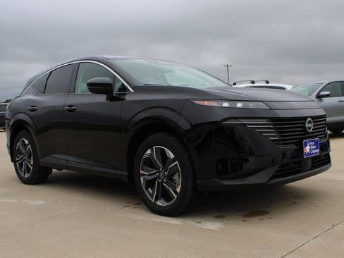 Used 2025 Nissan Murano SL w/ Cargo Package AWD/4WD image 3