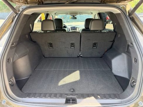 Used 2023 Chevrolet Equinox Premier AWD/4WD image 27