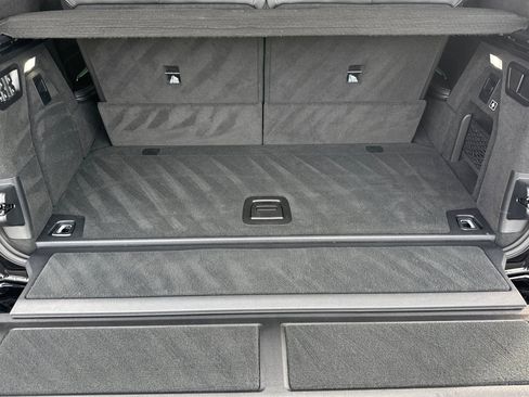 Used 2024 BMW X7 xDrive40i w/ M Sport Package image 15