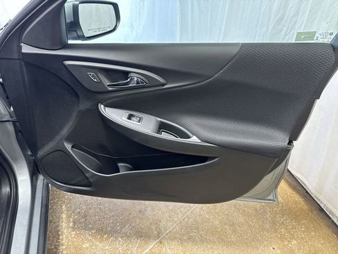 Used 2023 Chevrolet Malibu LT FWD image 25
