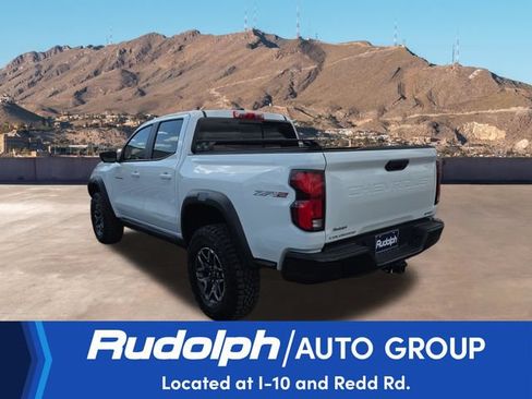 Used 2025 Chevrolet Colorado ZR2 w/ Off-Road Front Bumper Package AWD/4WD image 3