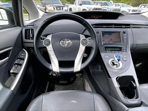 Used 2010 Toyota Prius Five image 5