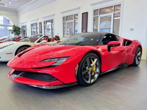 Used 2022 Ferrari SF90 Stradale image 3