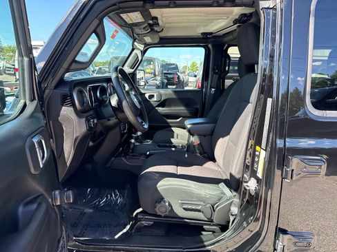 Certified 2021 Jeep Wrangler Unlimited Sport AWD/4WD image 15