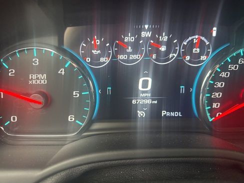 Used 2018 Chevrolet Tahoe Premier AWD/4WD image 13