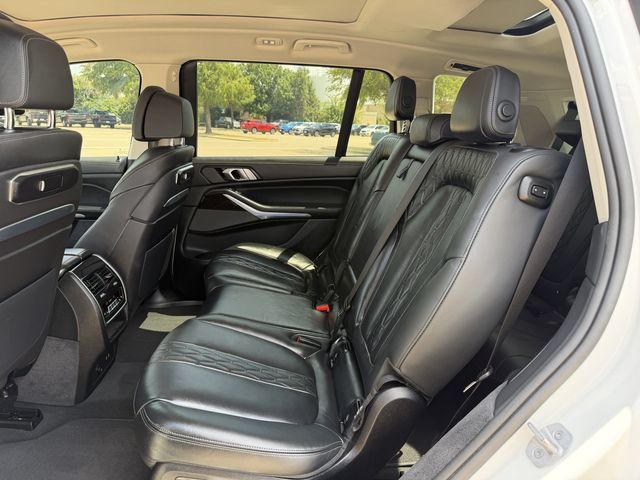 Used 2026 BMW X7 xDrive40i AWD/4WD image 28