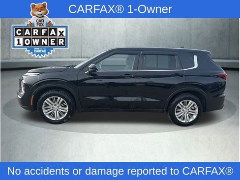 Used 2022 Mitsubishi Outlander ES image 2