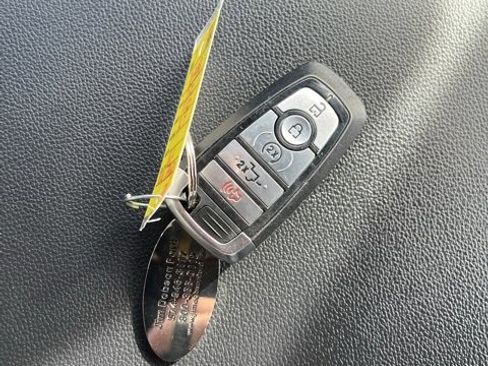 Used 2022 Ford F150 XLT w/ Equipment Group 302A High image 38