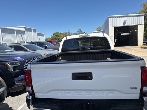 Used 2023 Toyota Tacoma SR5 image 7
