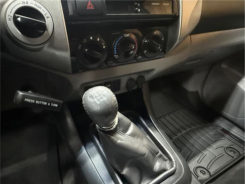 Used 2012 Toyota Tacoma 4x4 Double Cab w/ TRD Sport Pkg image 21