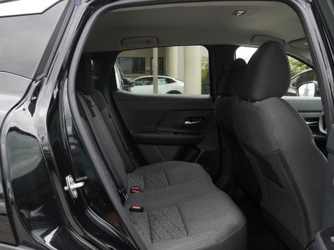 Used 2025 Nissan Kicks SV FWD image 24