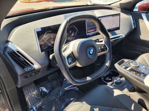 Used 2024 BMW iX xDrive50 w/ Sport Package AWD/4WD image 12
