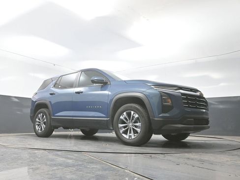 Used 2025 Chevrolet Equinox LT image 26