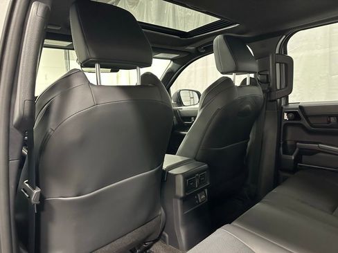 Used 2025 Toyota 4Runner TRD Off-Road Premium image 47