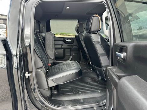 Used 2021 Chevrolet Silverado 1500 LT image 12