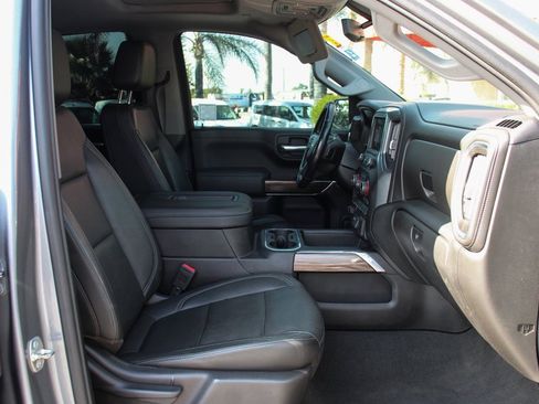 Used 2019 Chevrolet Silverado 1500 RST w/ All-Star Edition image 40