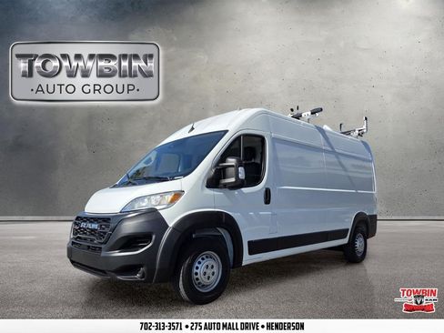 Used 2024 RAM ProMaster 2500 FWD image 1