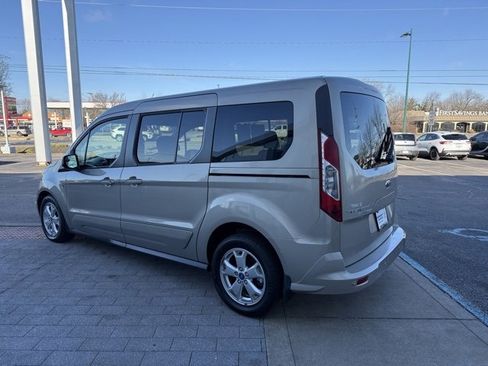 Used 2014 Ford Transit Connect XLT image 4