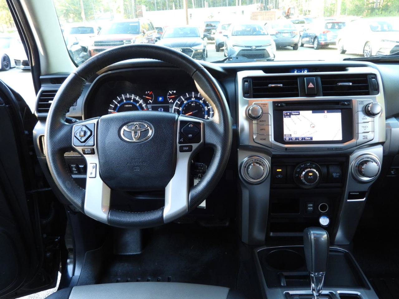 Used 2017 Toyota 4Runner SR5 Premium RWD image 57