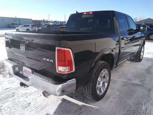 Used 2017 RAM 1500 Laramie w/ Convenience Group image 5