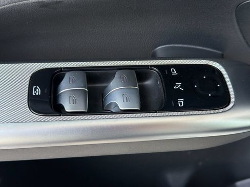 Certified 2026 Mercedes-Benz GLC 300 4MATIC image 23