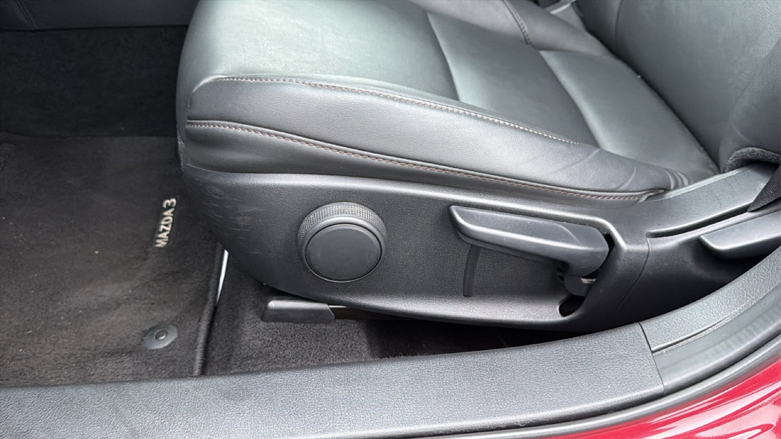 Certified 2024 MAZDA MAZDA3 s FWD image 12