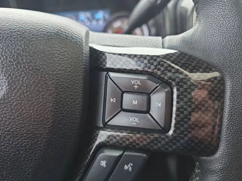 Used 2019 Ford F250 Lariat w/ Lariat Ultimate Package AWD/4WD image 22