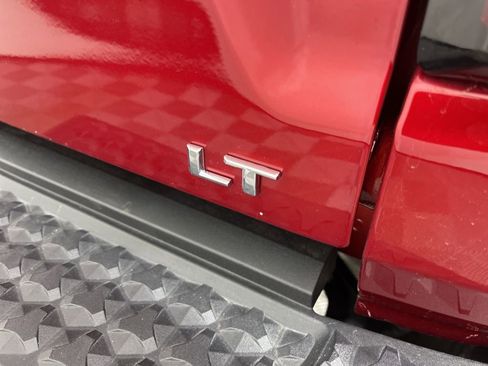 Certified 2024 Chevrolet Colorado LT w/ LT Convenience Package II AWD/4WD image 4