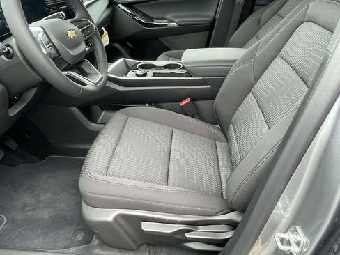 New 2026 Chevrolet Equinox LT image 7