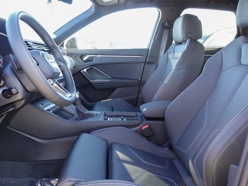 New 2025 Audi Q3 2.0T Premium w/ Convenience Package image 13