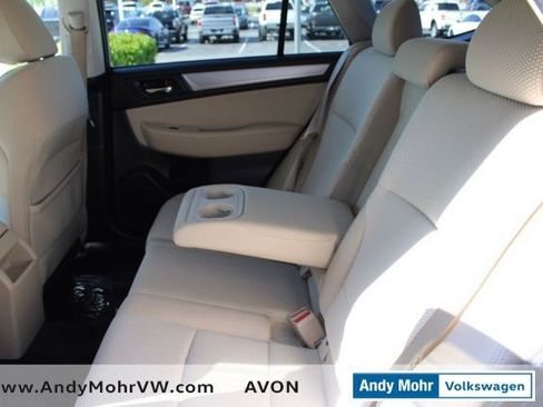 Used 2016 Subaru Outback 2.5i Premium w/ Popular Package #2 AWD/4WD image 25