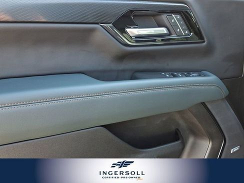 Used 2025 GMC Yukon AT4 w/ LPO, Floor Liner Package image 16