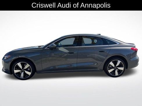 Used 2025 Audi A5 2.0T Premium Plus image 2