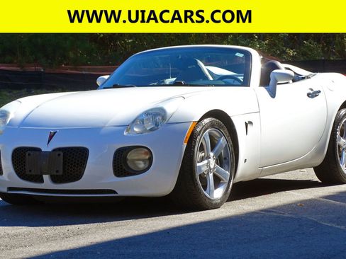 Used 2008 Pontiac Solstice GXP w/ Premium Package image 2