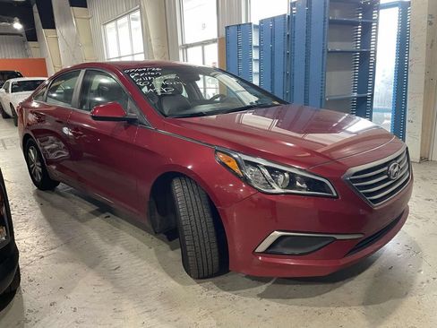 Used 2017 Hyundai Sonata SE FWD image 1