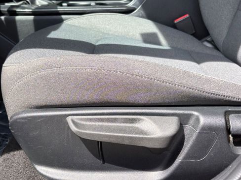Used 2025 Kia K4 LXS image 28