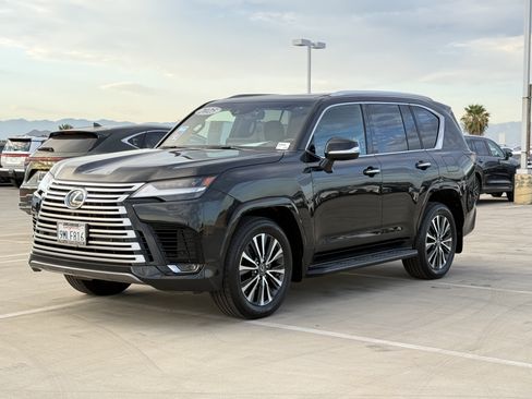 Used 2024 Lexus LX 600 4WD w/ Interior Upgrade Package image 8