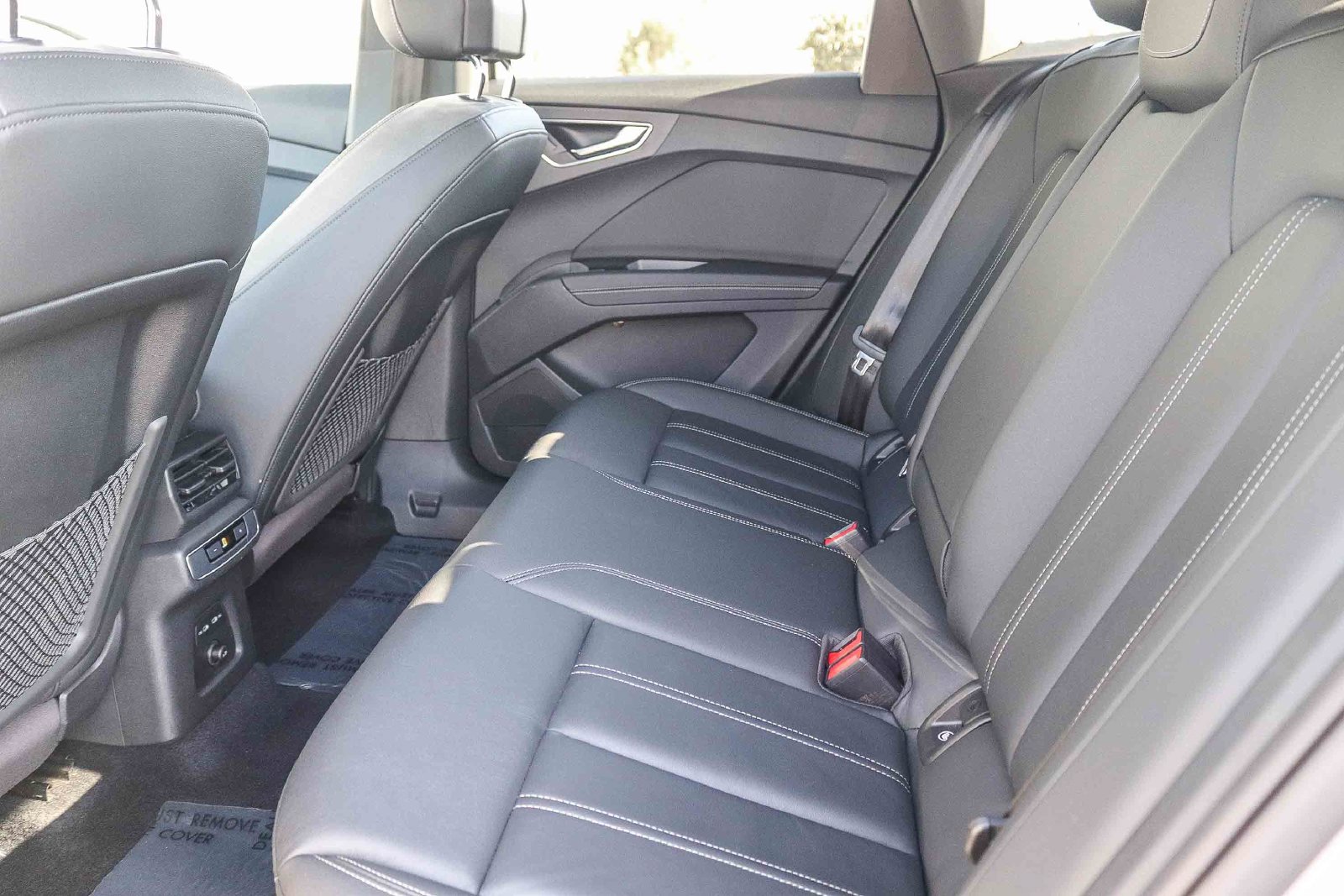 Certified 2023 Audi Q4 e-tron Premium w/ Convenience Package AWD/4WD image 19