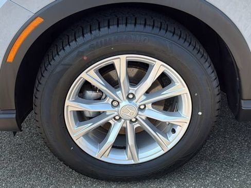 Used 2024 Honda CR-V EX-L image 8