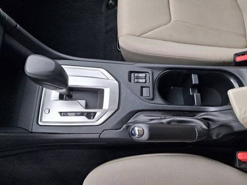 Used 2022 Subaru Impreza Premium image 24