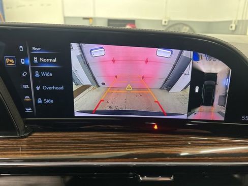 Used 2024 Cadillac Escalade Premium Luxury w/ Performance Package AWD/4WD image 14