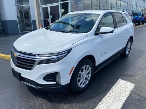 Used 2023 Chevrolet Equinox LT image 4