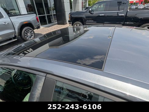 Used 2019 Volkswagen Jetta R-Line FWD image 11