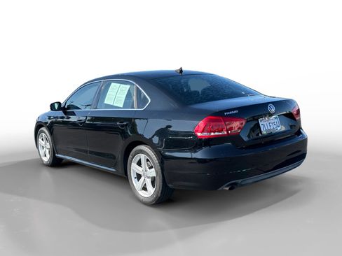 Used 2014 Volkswagen Passat 1.8T Wolfsburg Edition FWD image 3