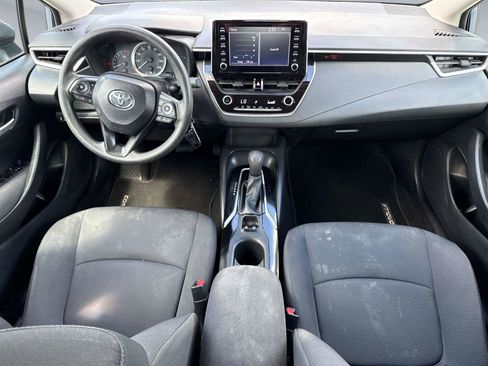 Used 2020 Toyota Corolla LE FWD image 15